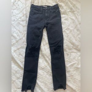 Abercrombie high rise skinny ankle jean